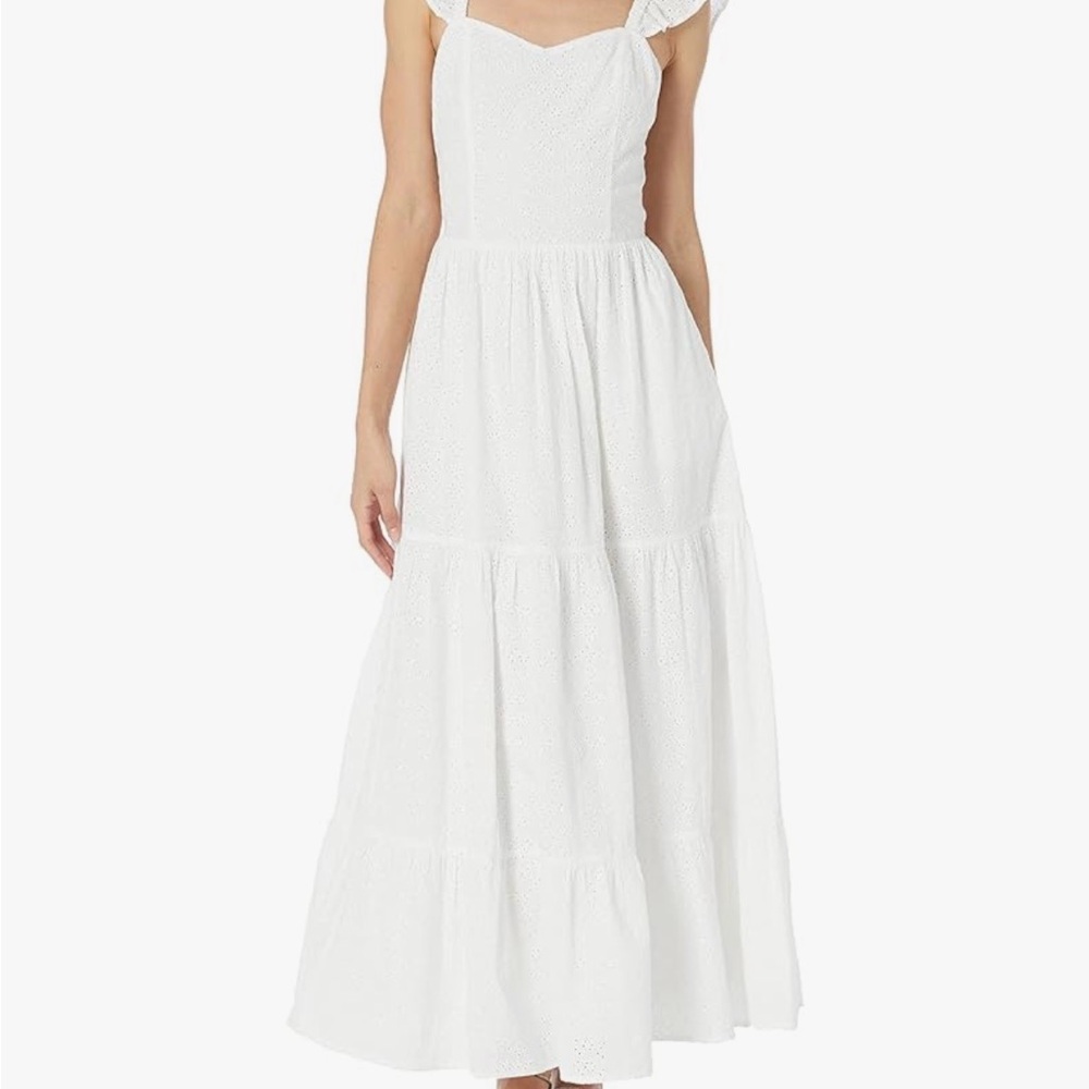 Elegant White Sleeveless Maxi Dress